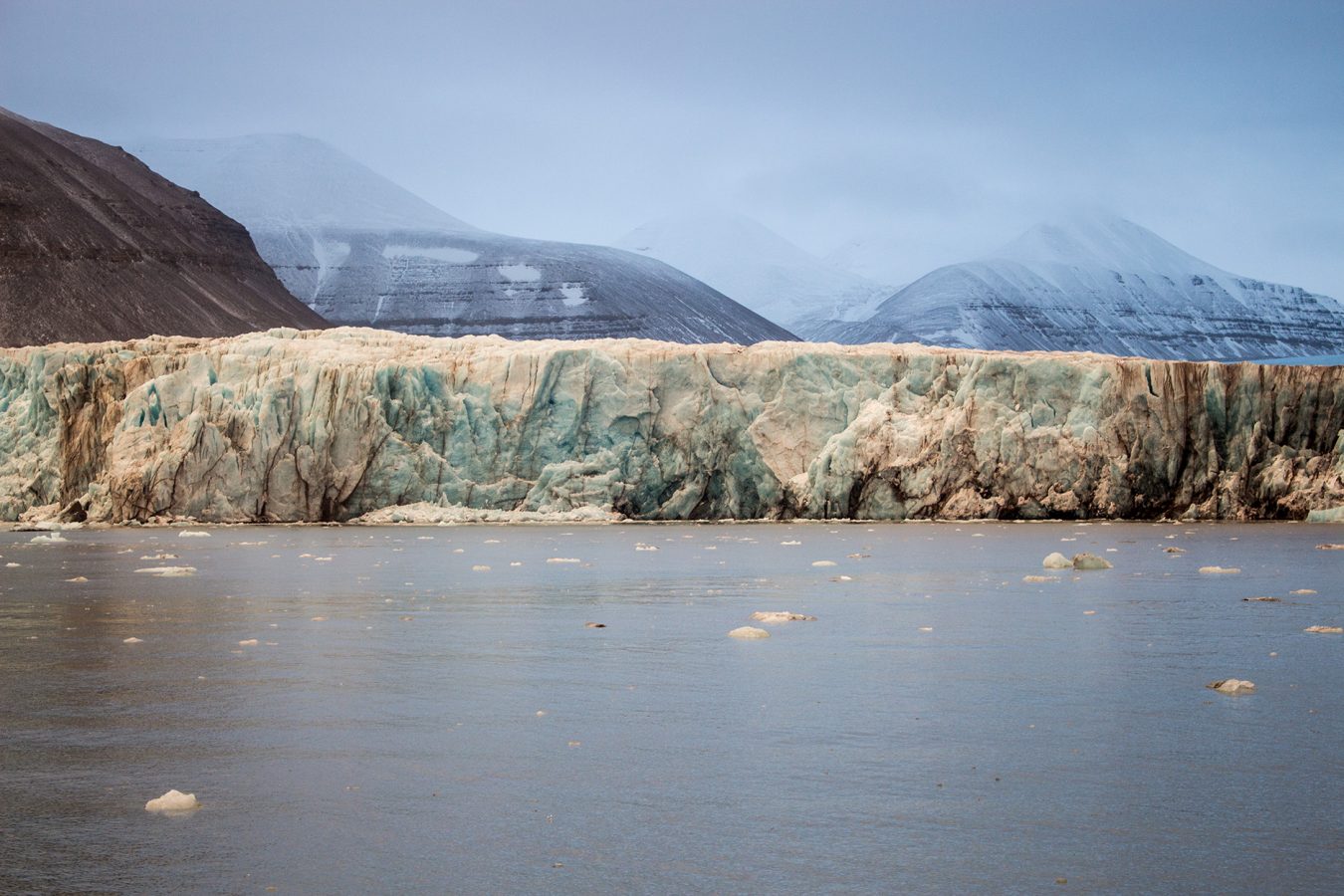 Arctic_Circle_Residency_Tunabreen_Glacier_Svalbard_3